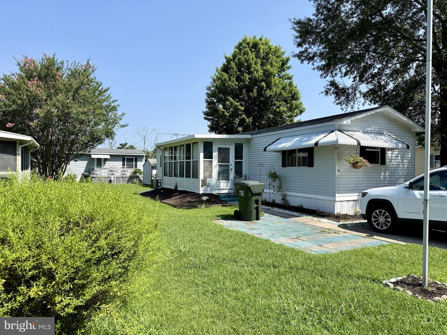 112 Park Lane photo 1