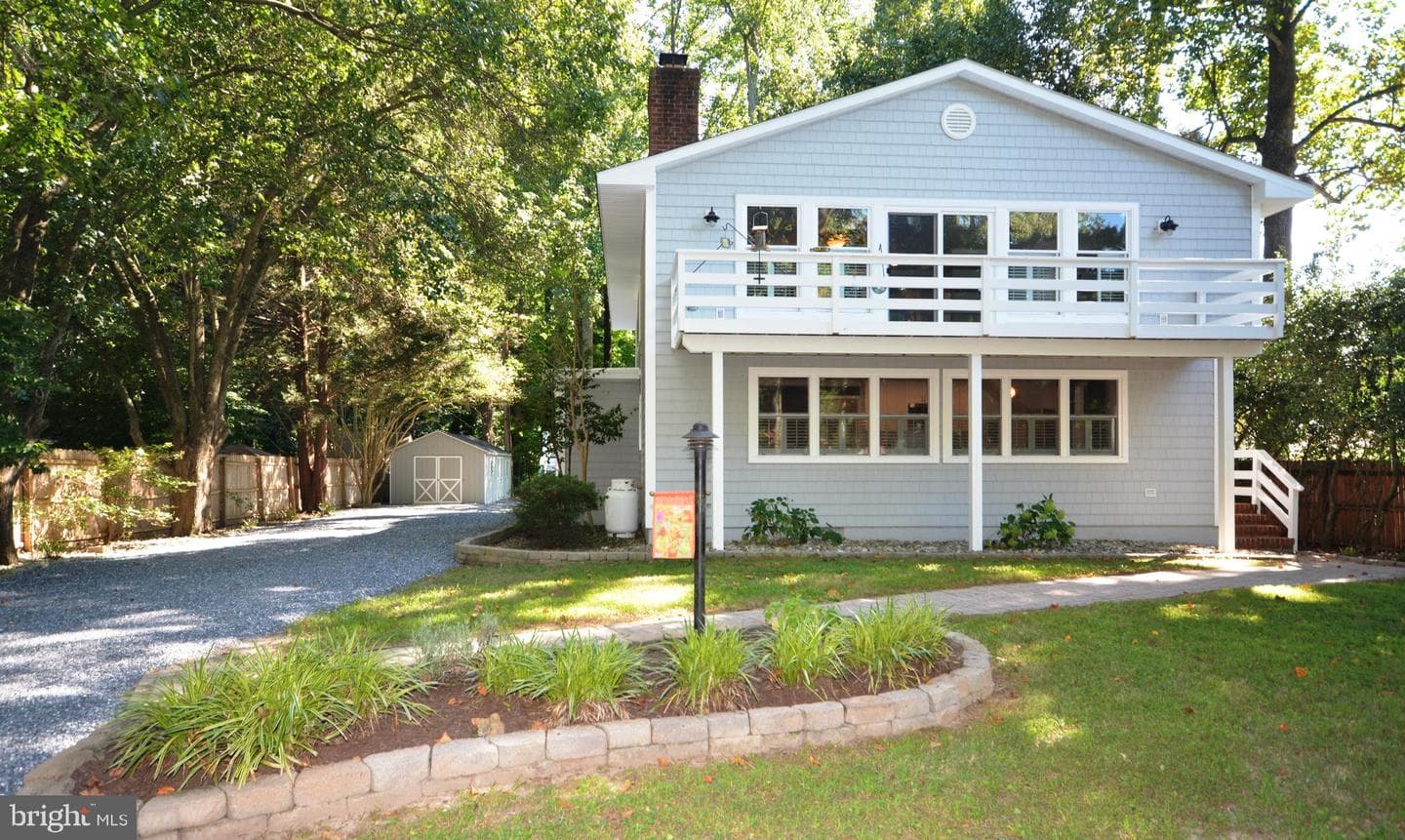 28593 Edgemere Road photo 1
