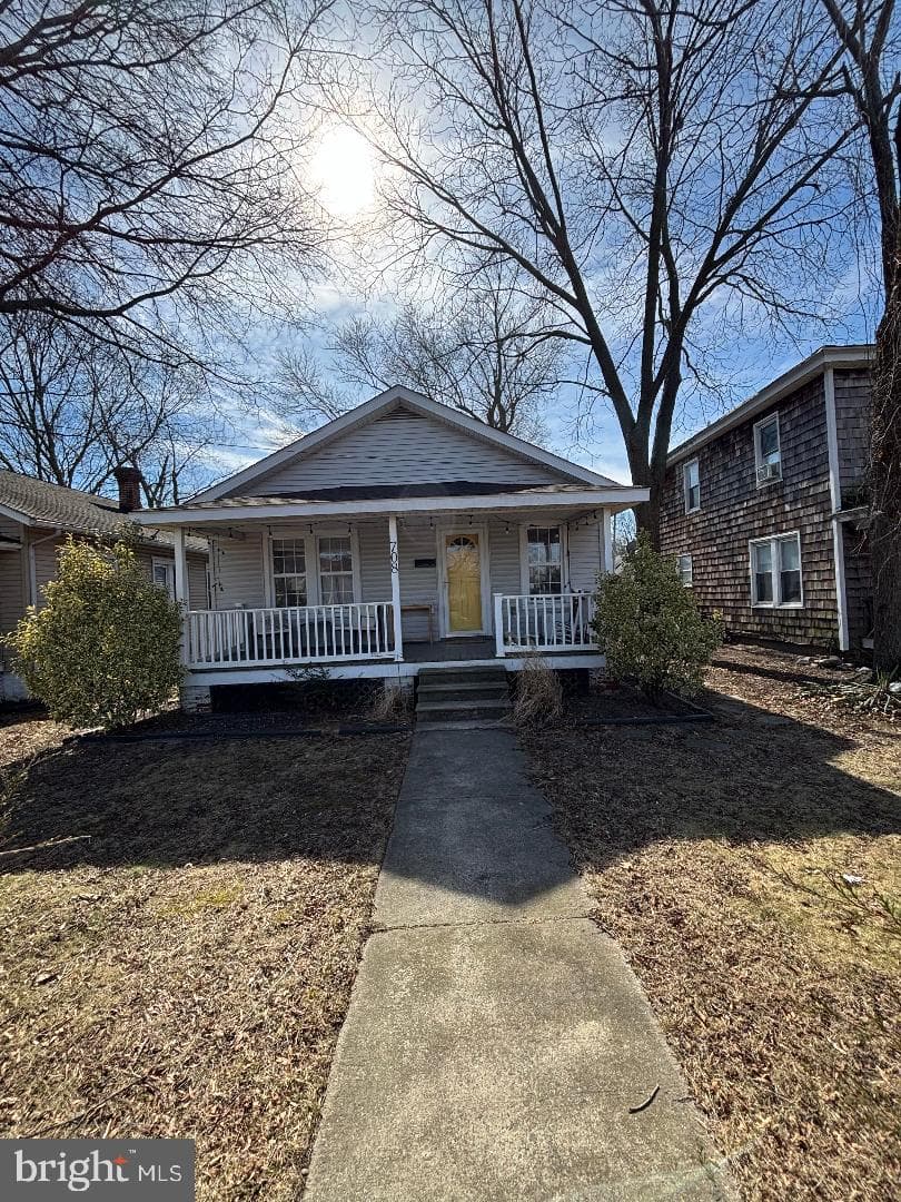 708 Dover Road photo 1