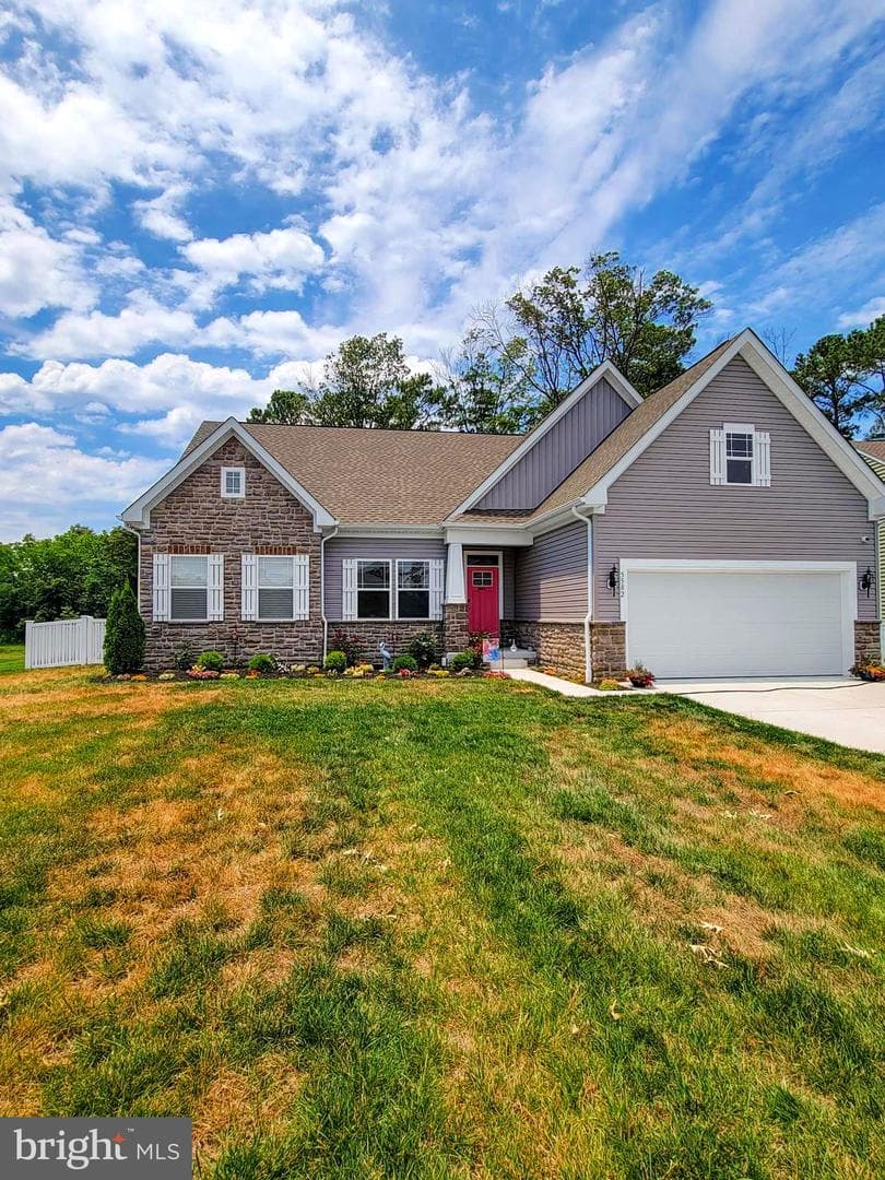 5582 Trafalgar Circle photo 1