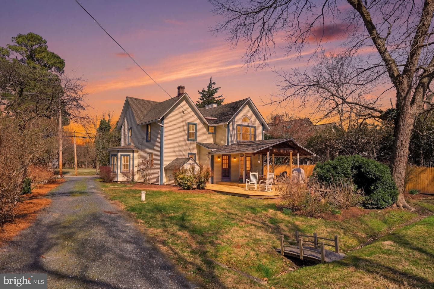 25913 Royal Oak Road photo 1