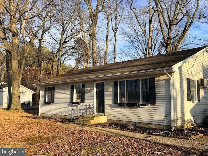 602 Hazelwood Drive photo 1