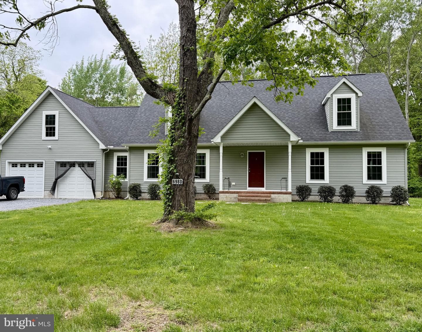 6980 Hopkins Neck Road photo 1