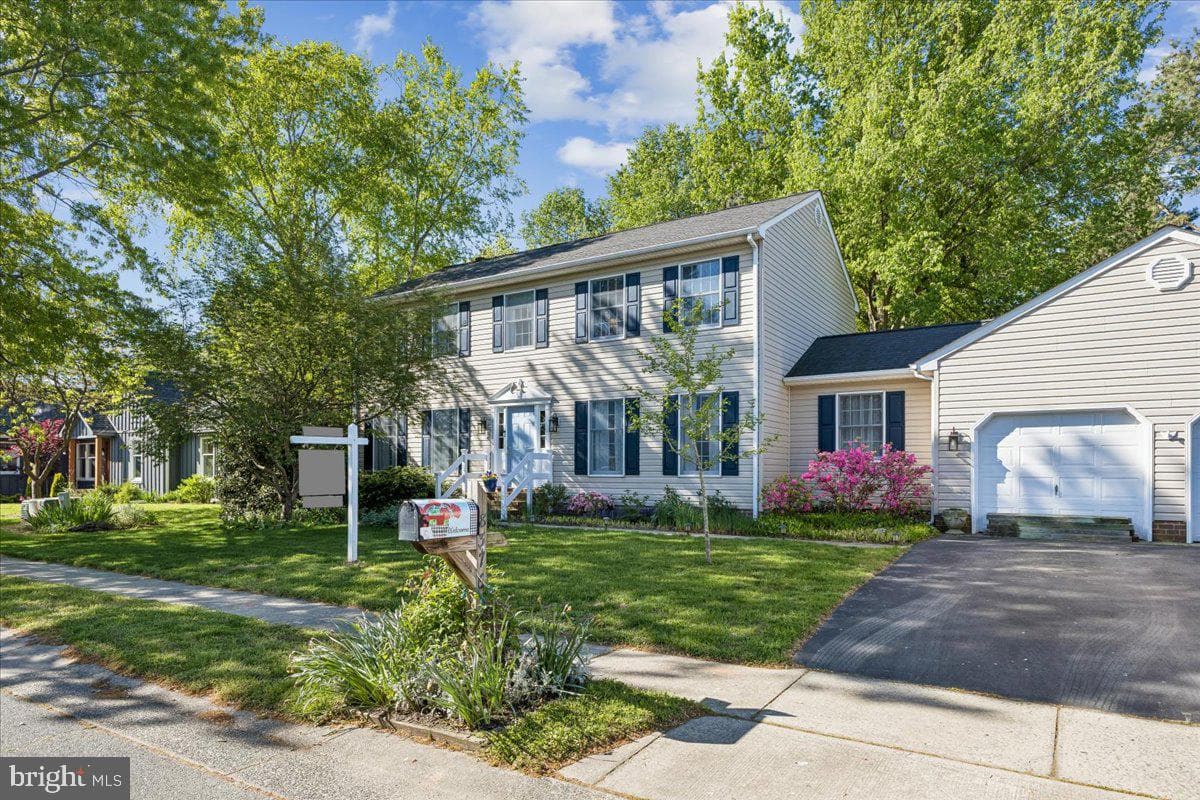 8376 Colony Circle