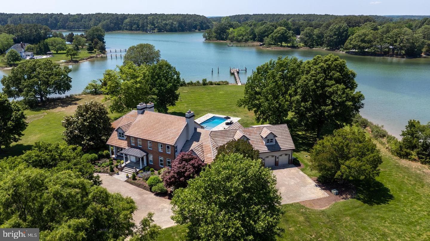 25610 Chance Farm Court, Royal Oak