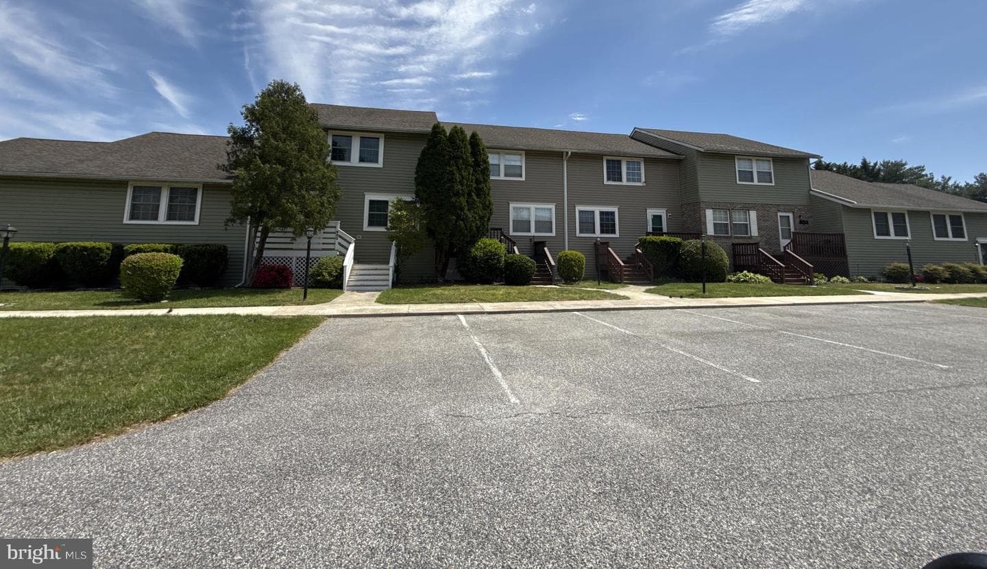 29595 Dutchmans Lane #603, Easton