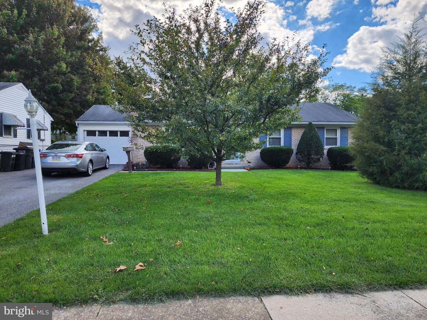 963 Noland Drive photo 1