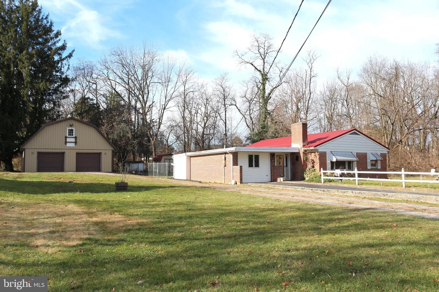 1009 Linwood Road photo 1
