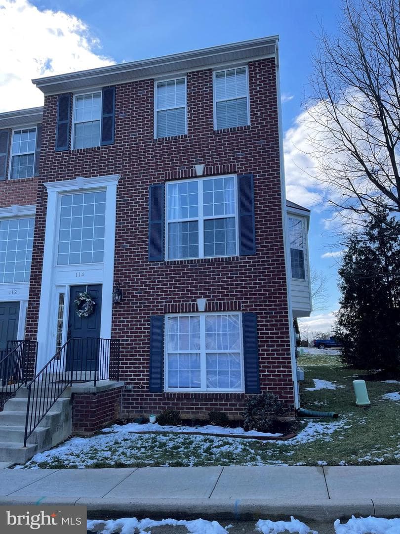 114 Green Fern Circle photo 1