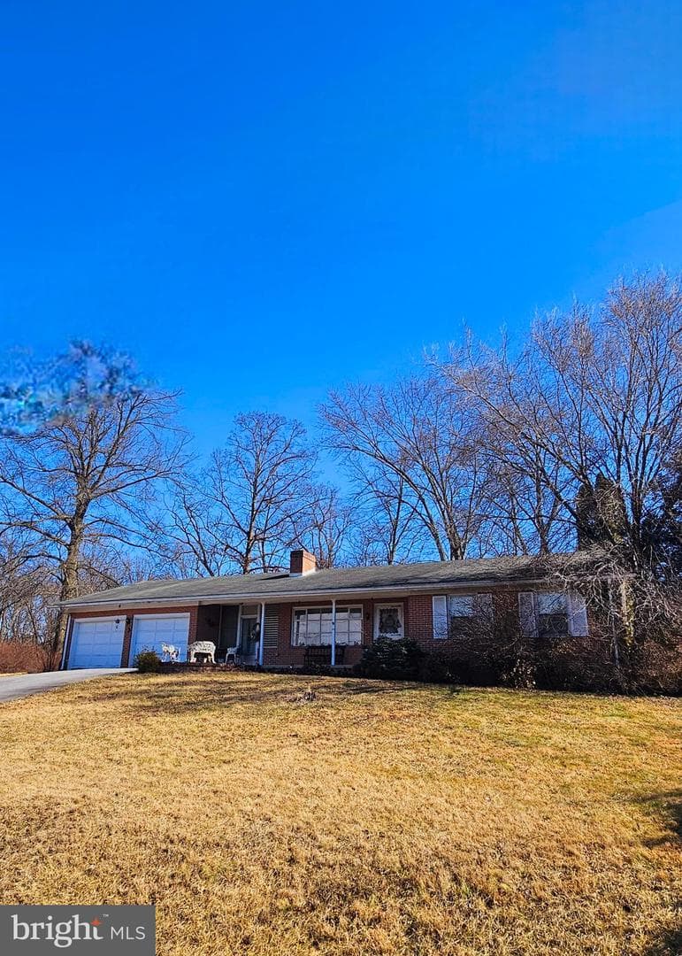 20807 Emerald Drive photo 1