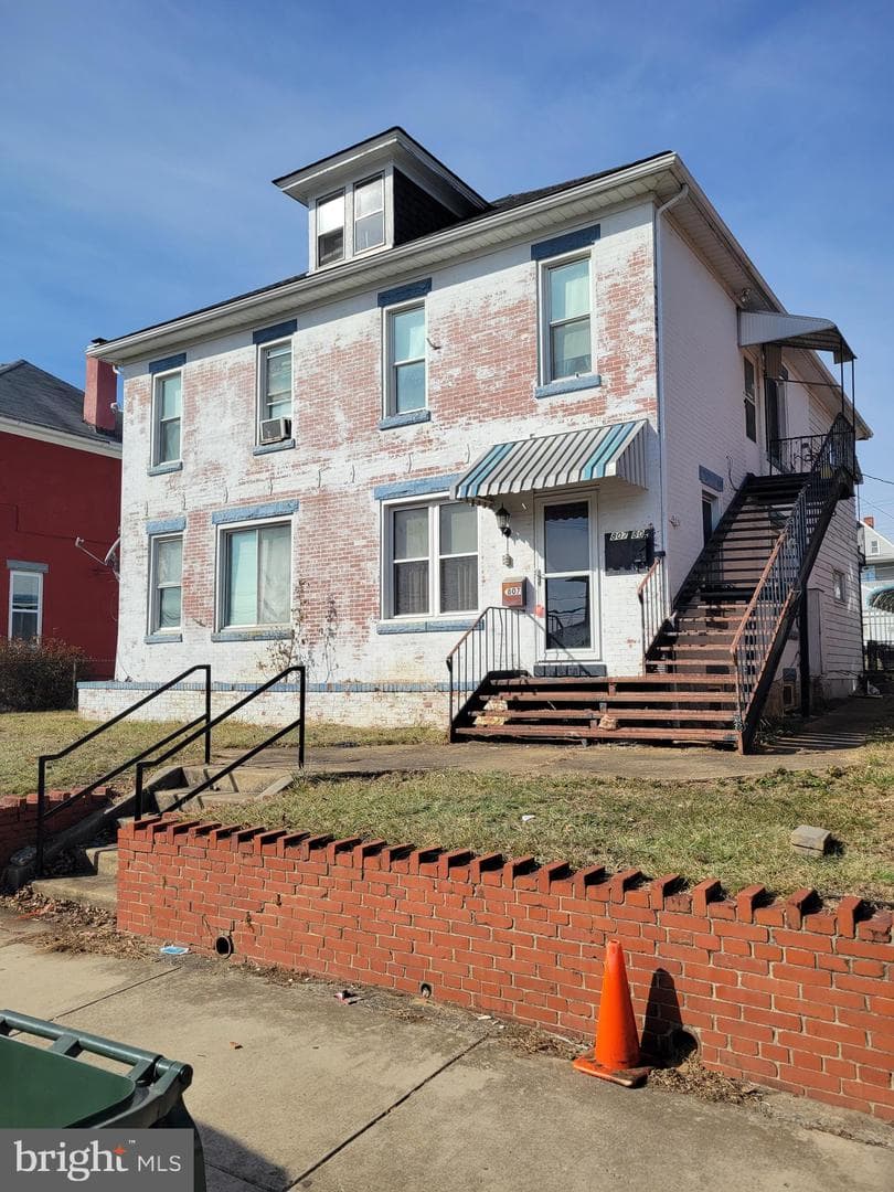 807 Mulberry Avenue photo 1