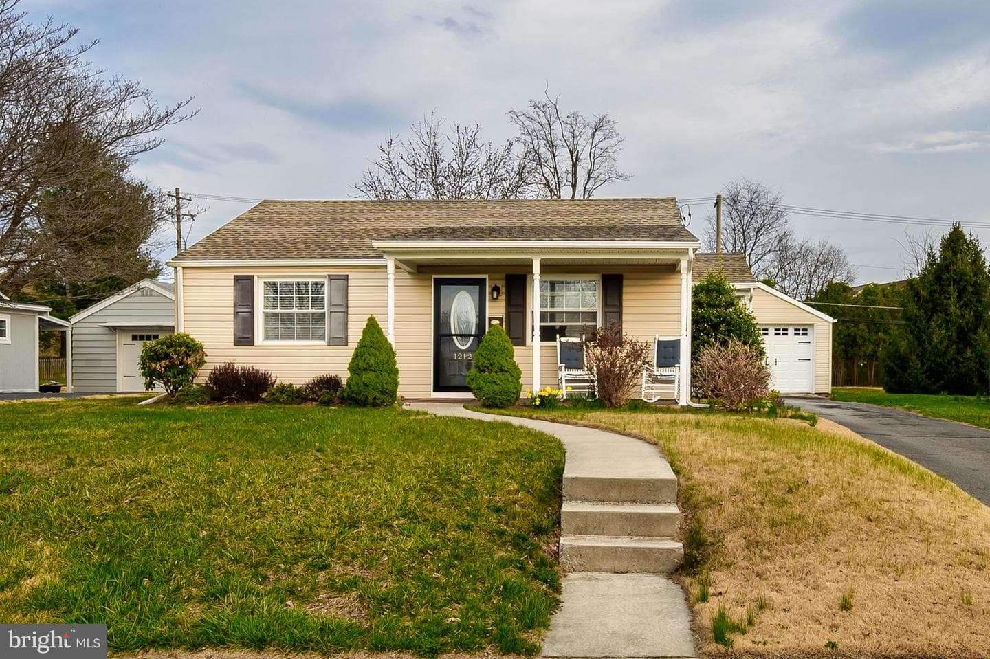 1212 Glenwood Avenue photo 1
