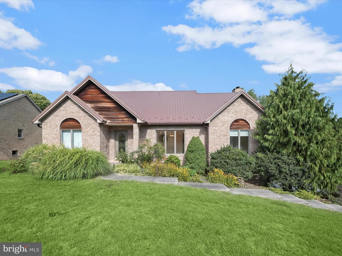 10642 Hershey Drive photo 1