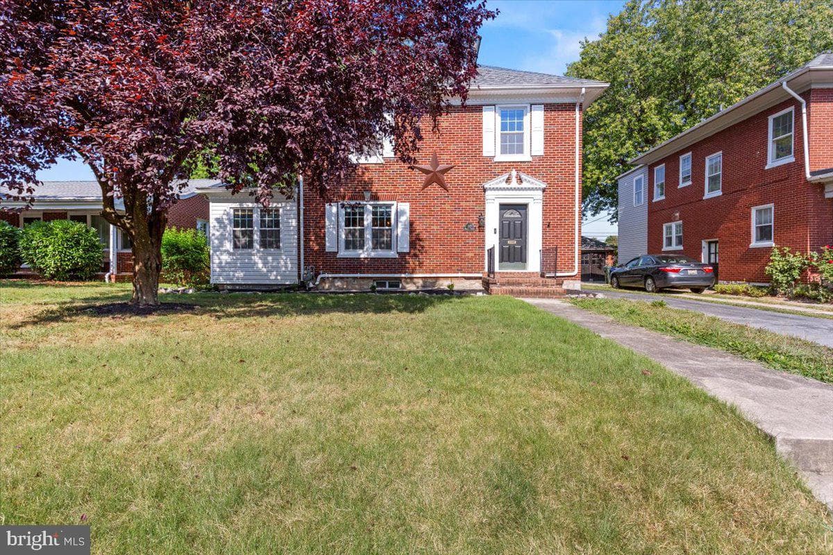 217 Mealey Parkway photo 1