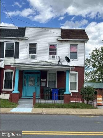 332 S Burhans Boulevard photo 1