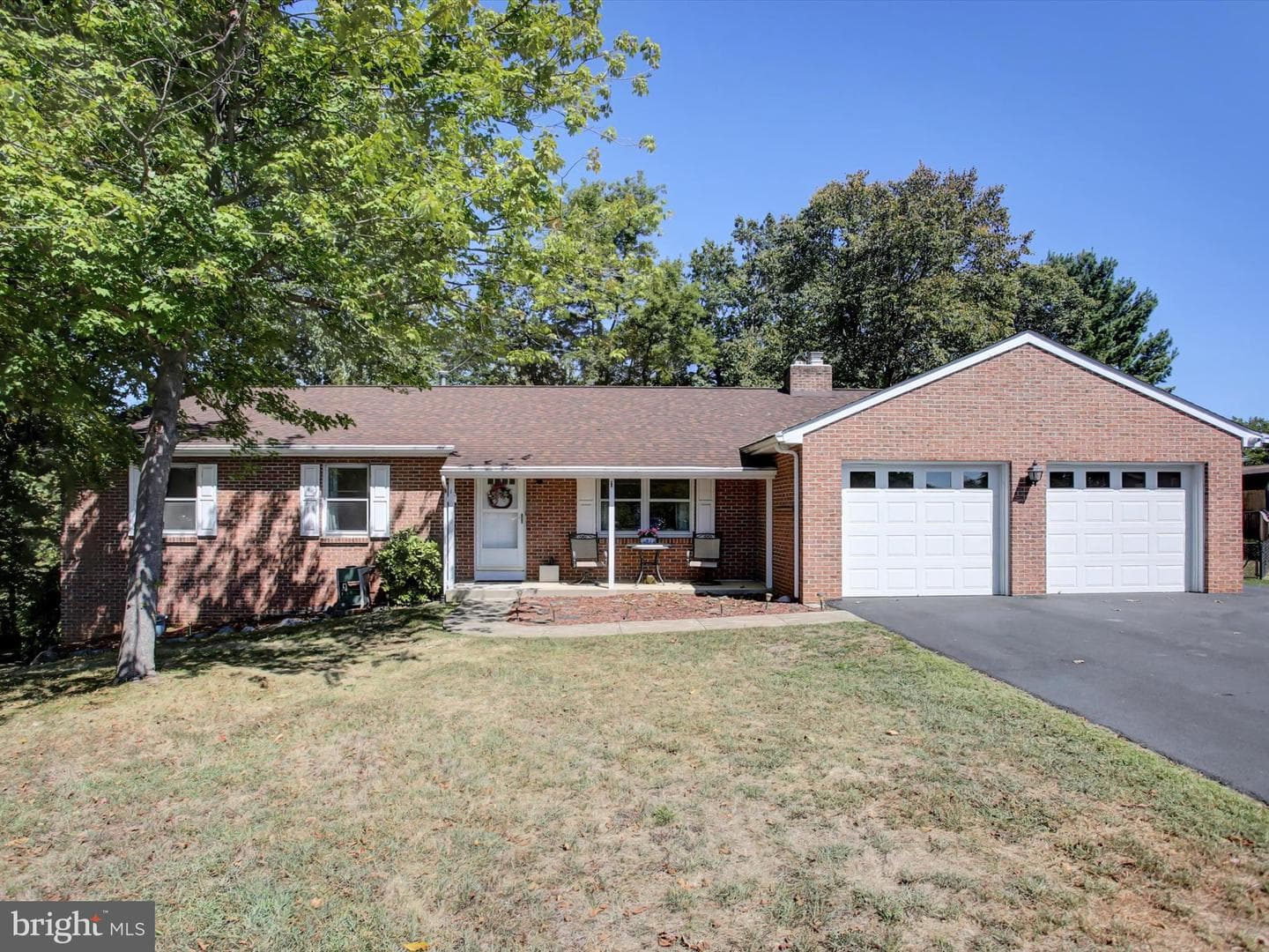 1 Dartmouth Drive photo 1