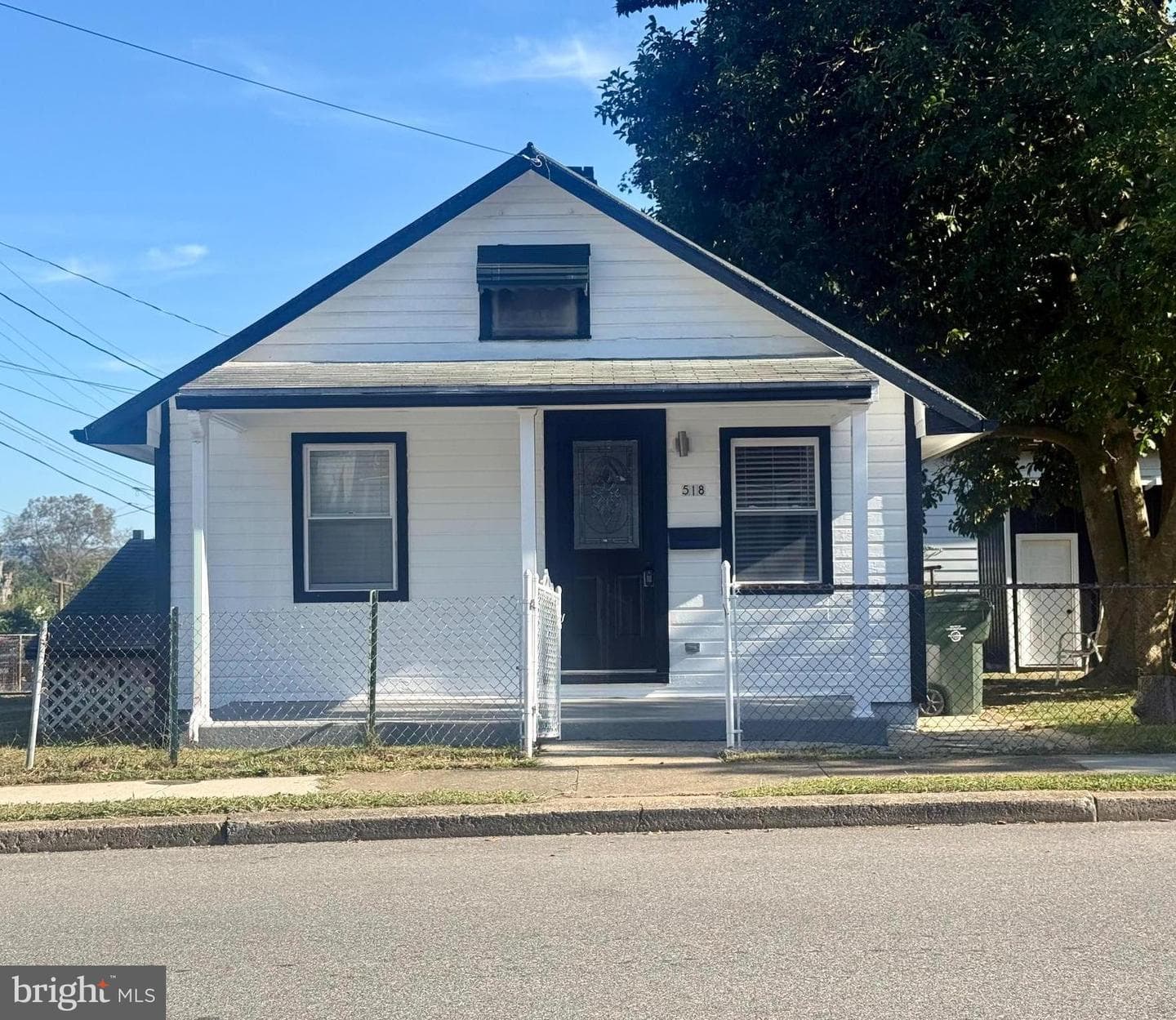 518 Stratford Avenue photo 1