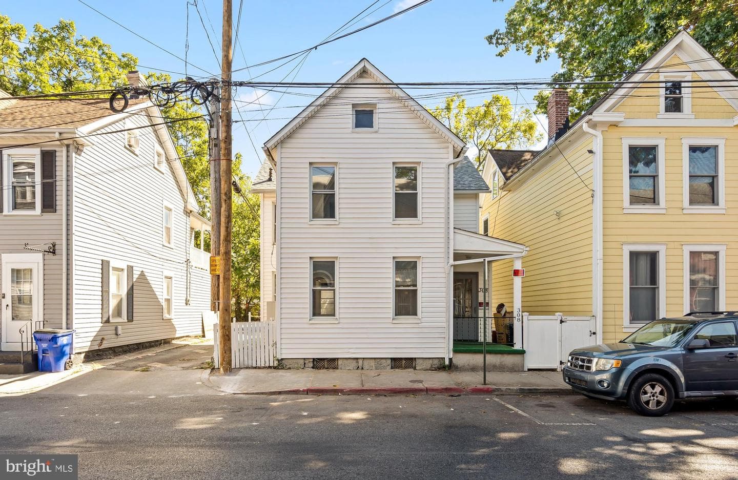 308 Locust Street photo 1