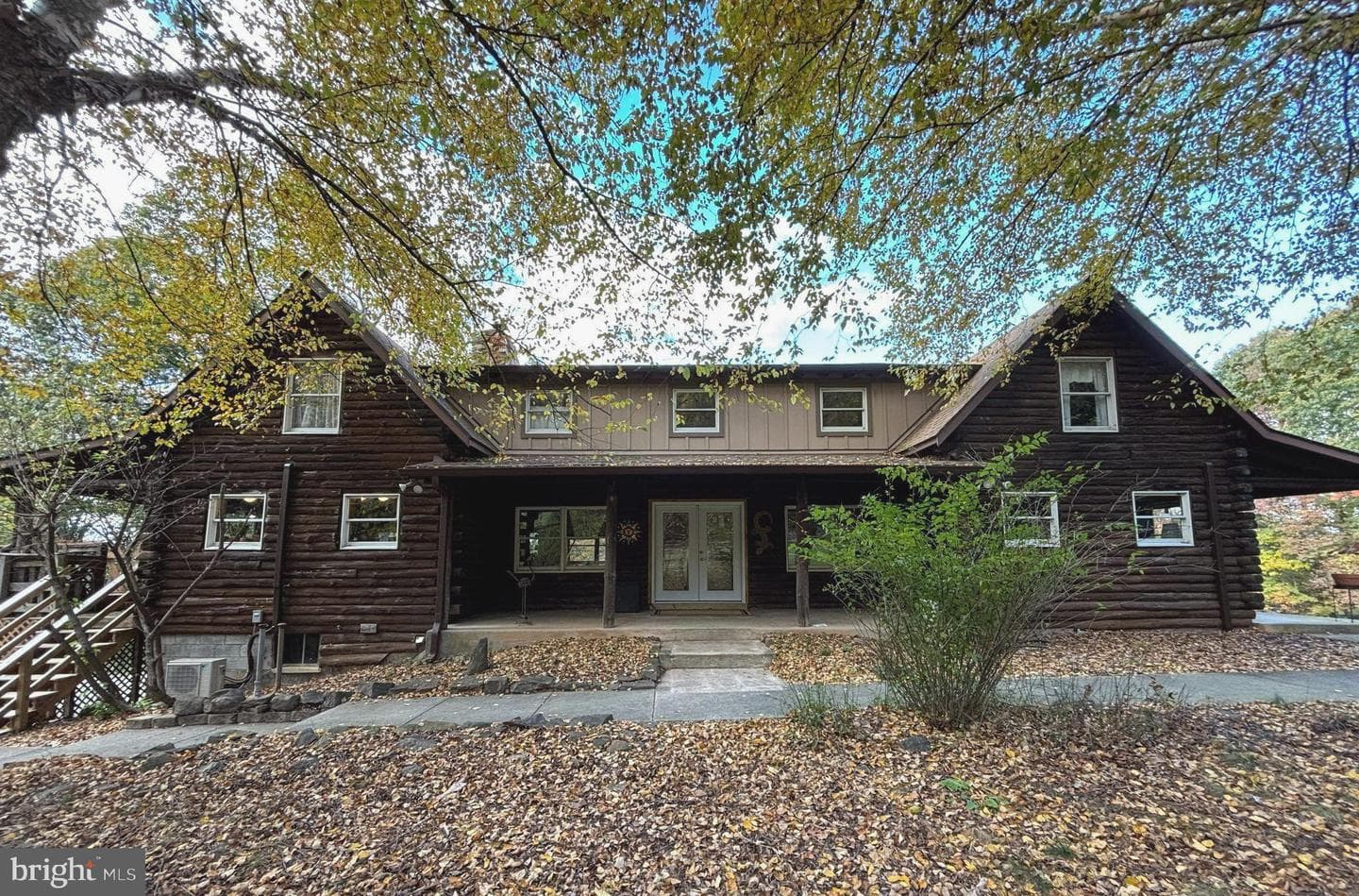 1402 Hoffmaster Road photo 1