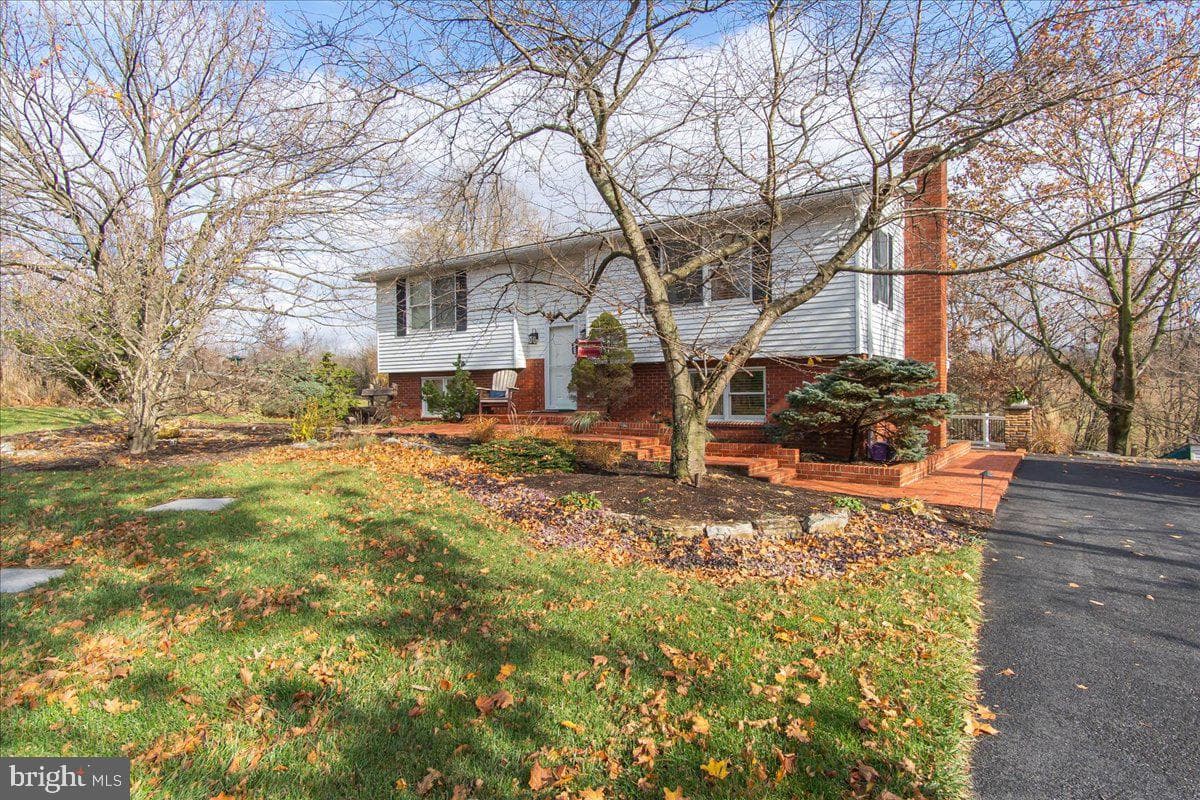 11701 Walnut Point Road photo 1