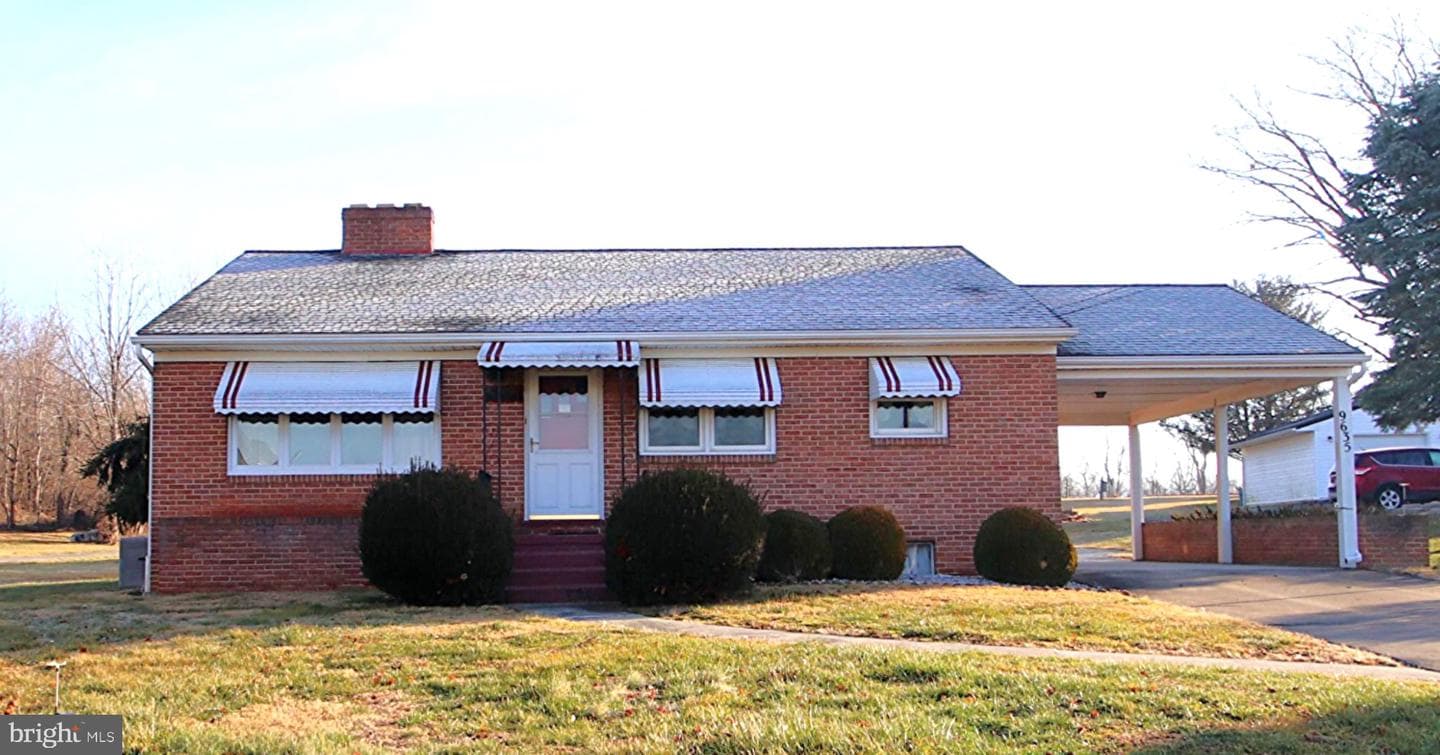 9635 Sharpsburg Pike photo 1