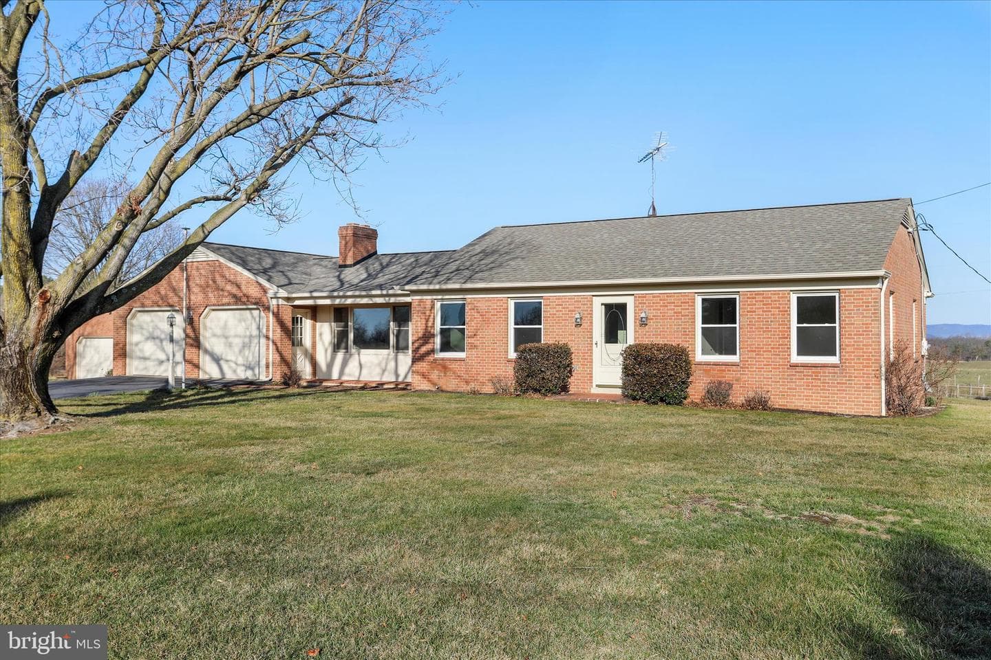 13728 Broadfording Church Road photo 1