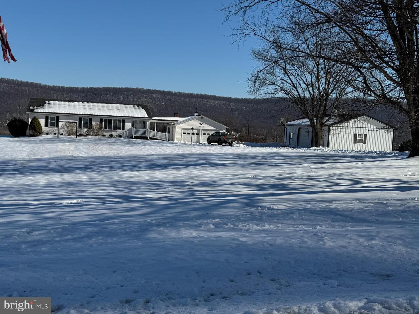 2029 Reed Road photo 1