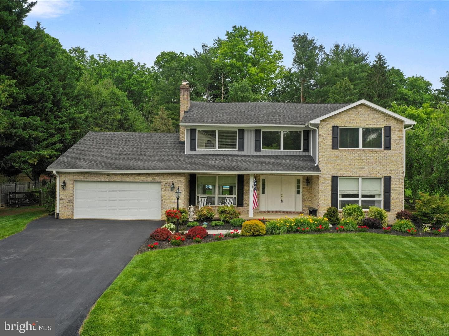 11025 Eastwood Drive photo 1