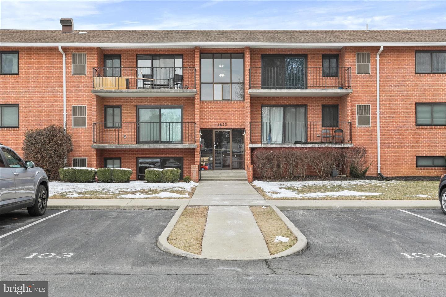 1633 Edgewood Place #1 photo 1