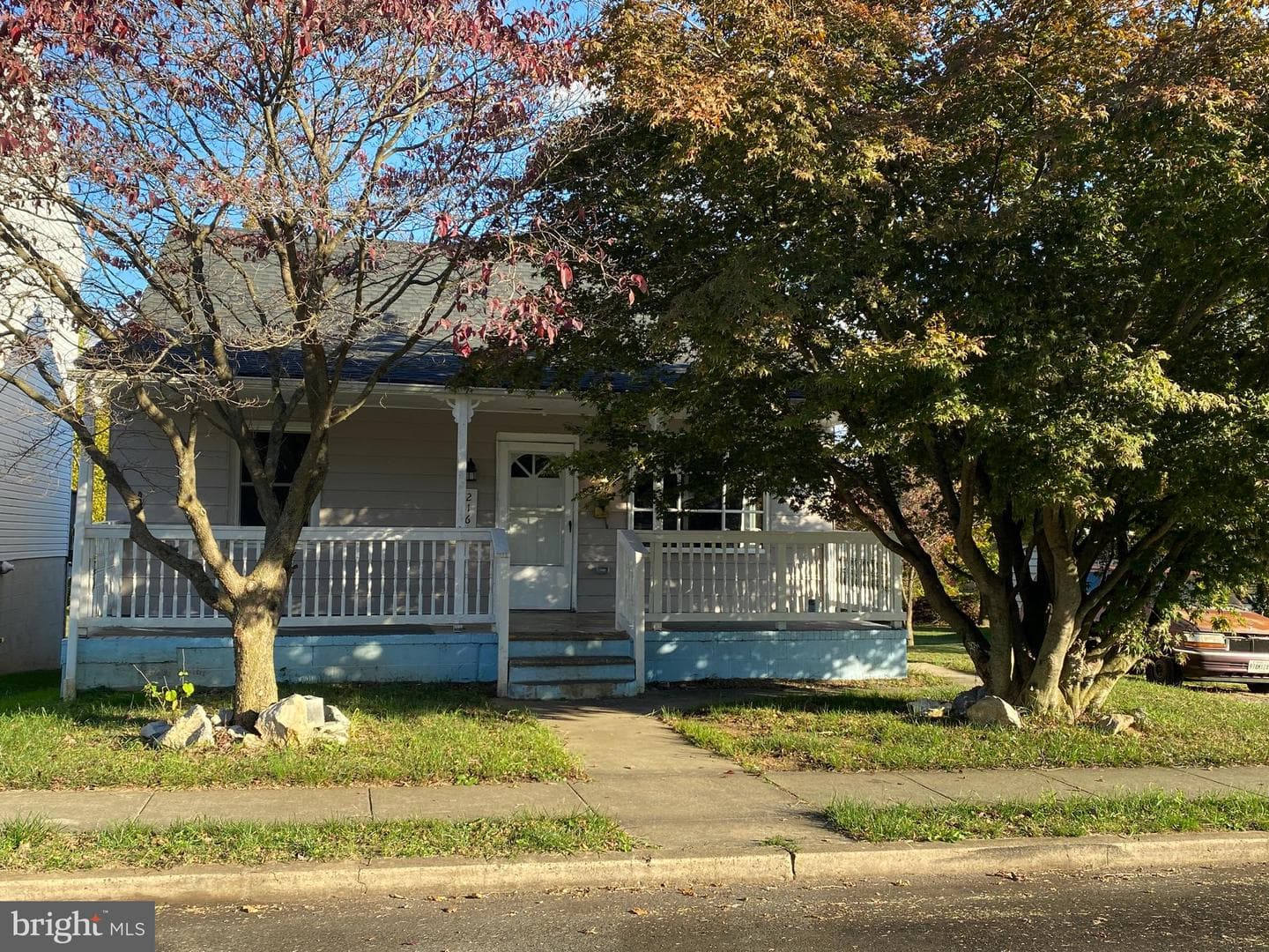 216 Willard Street