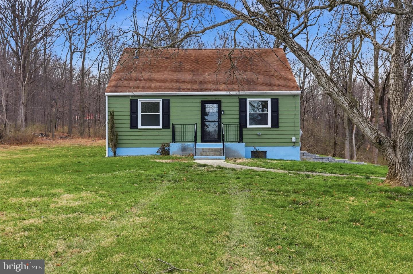 21641 Ridenour Road photo 1