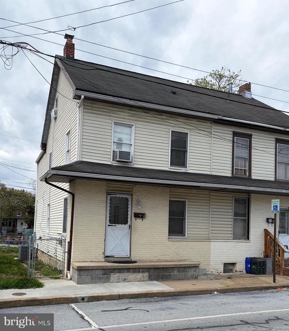 9 Berner Avenue photo 1