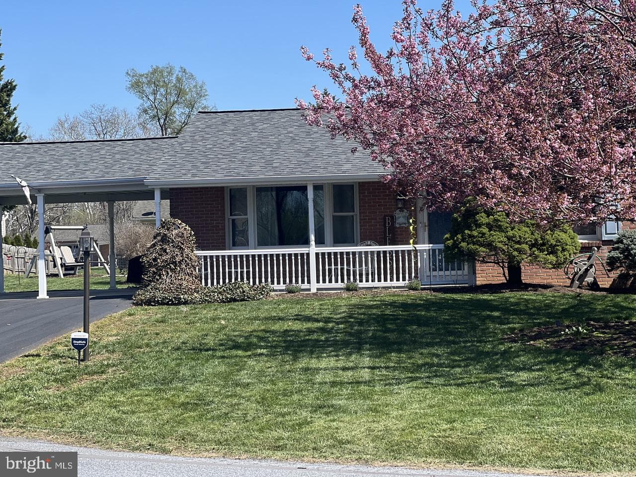 9 Dartmouth Drive