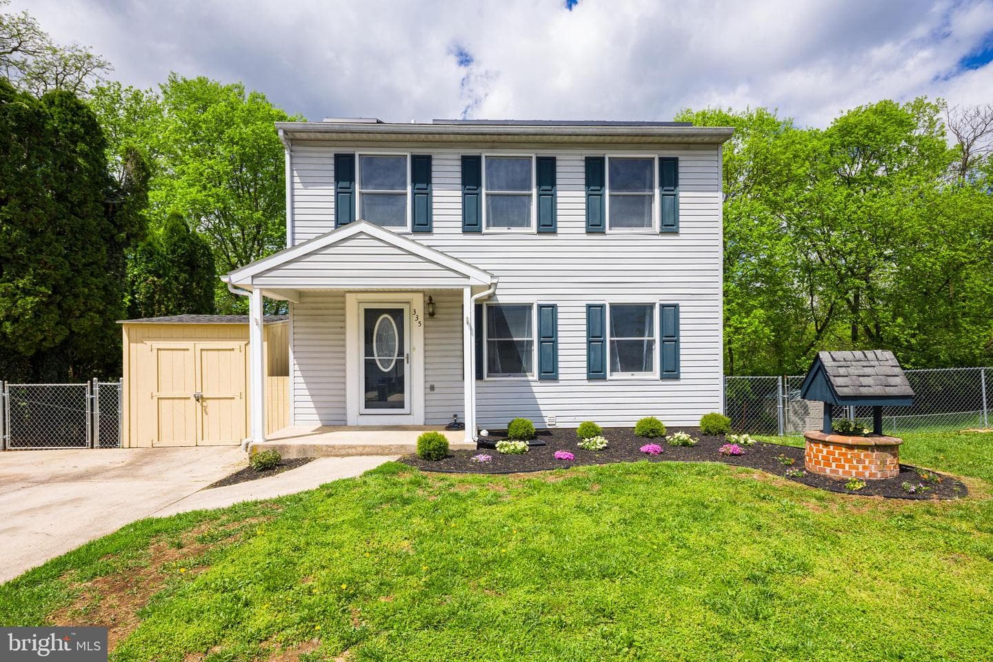 335 Yorkshire Drive