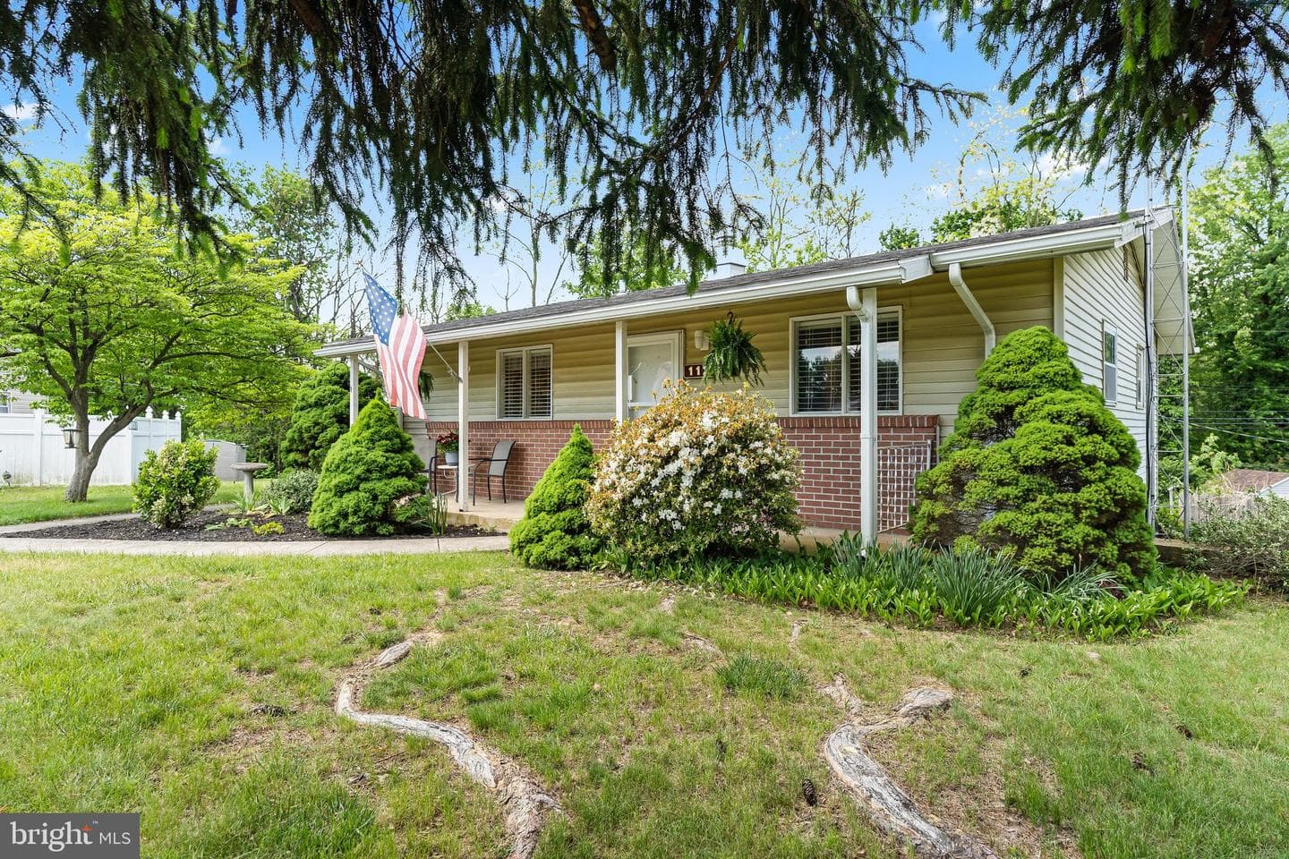 1123 Outer Drive