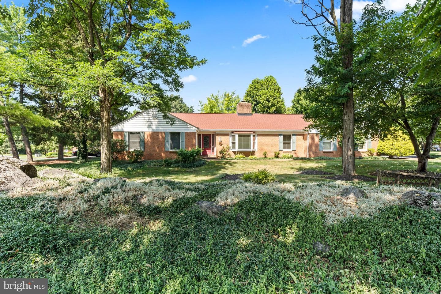 1916 Applewood Circle, Hagerstown