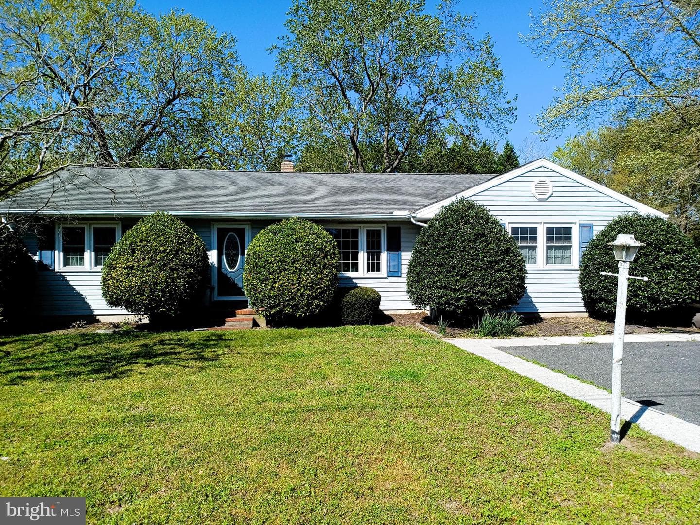 125 Johnson Drive photo 1