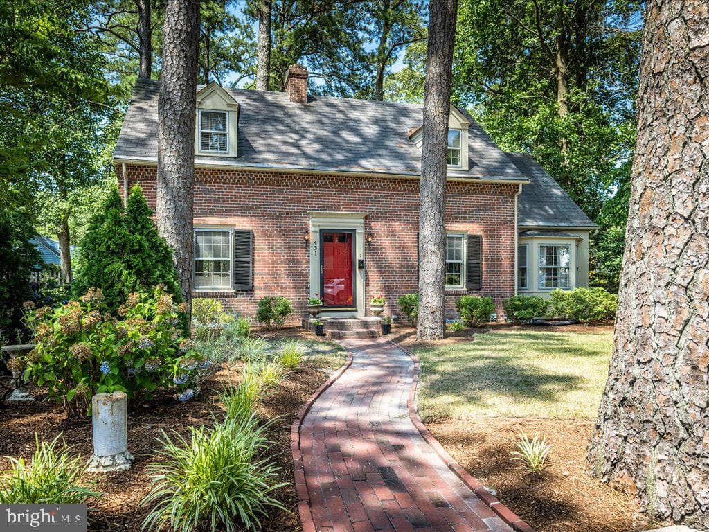 431 Somerset Avenue photo 1