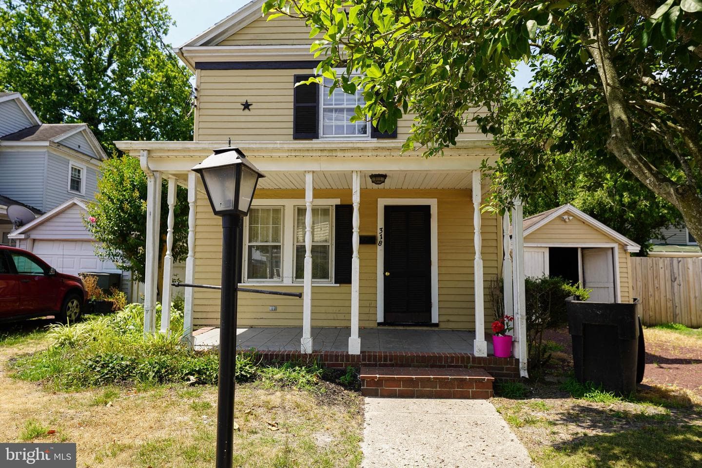 318 Locust Terrace photo 1