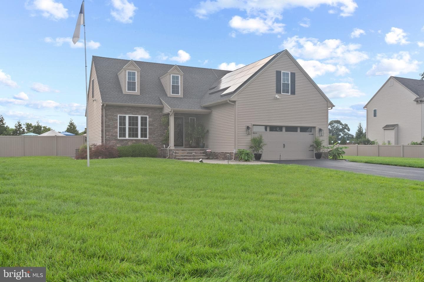 27282 Equestrian Drive photo 1