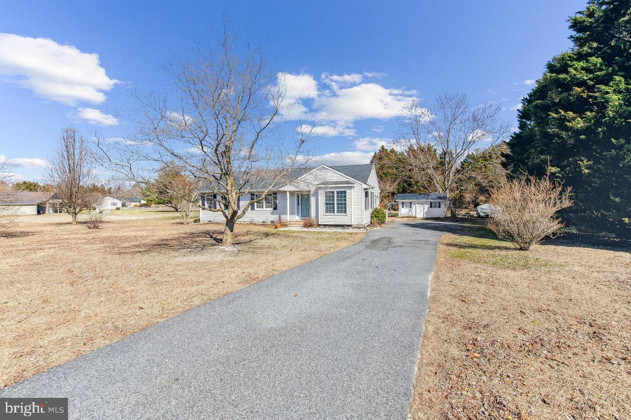6218 Ayrshire Drive photo 1