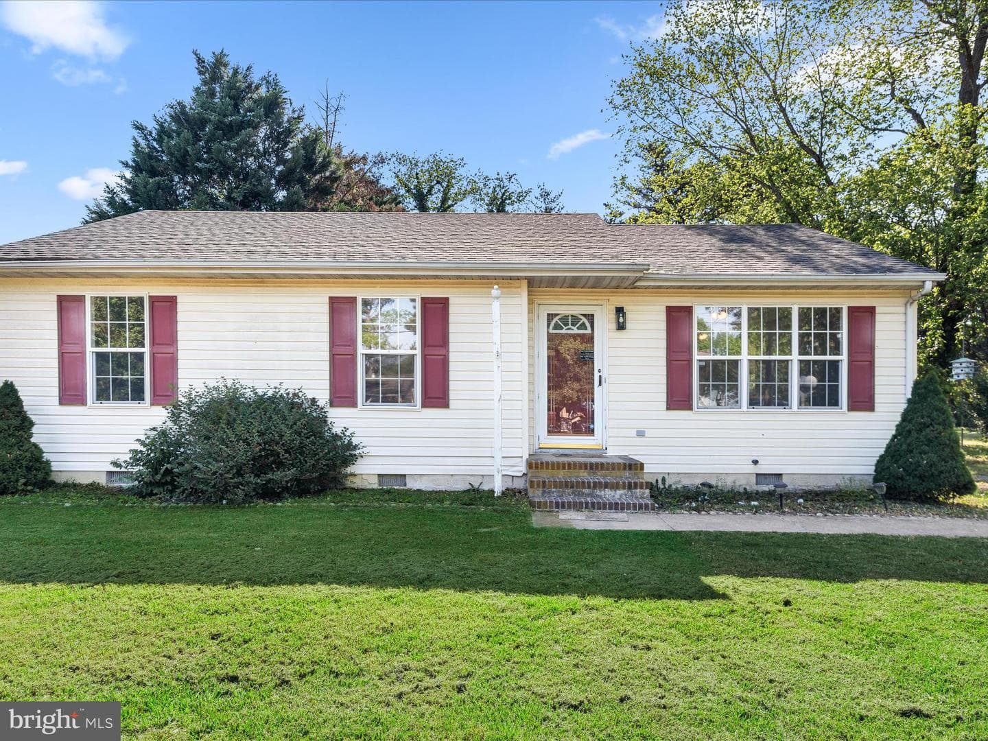 112 Jerome Drive photo 1