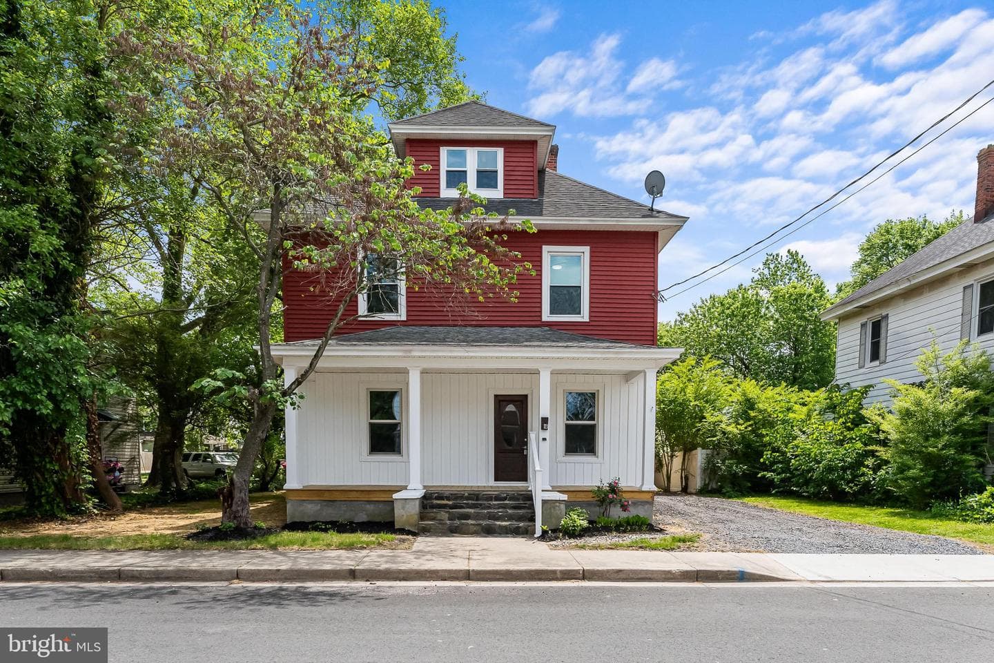 10 E Chestnut Street photo 1