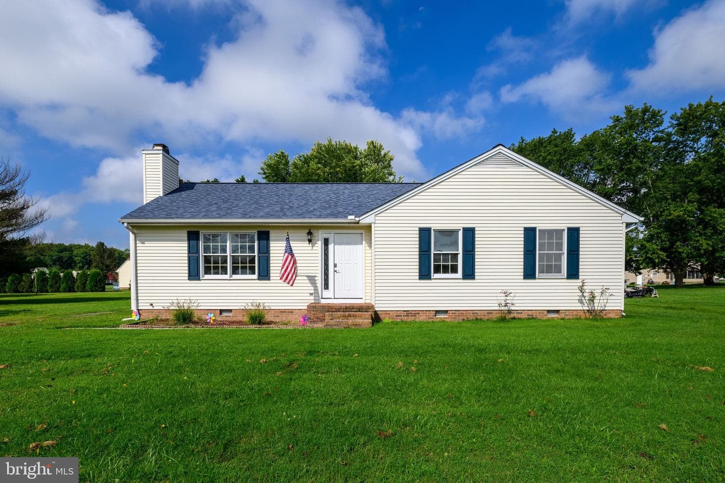 506 Barnsdale Drive photo 1