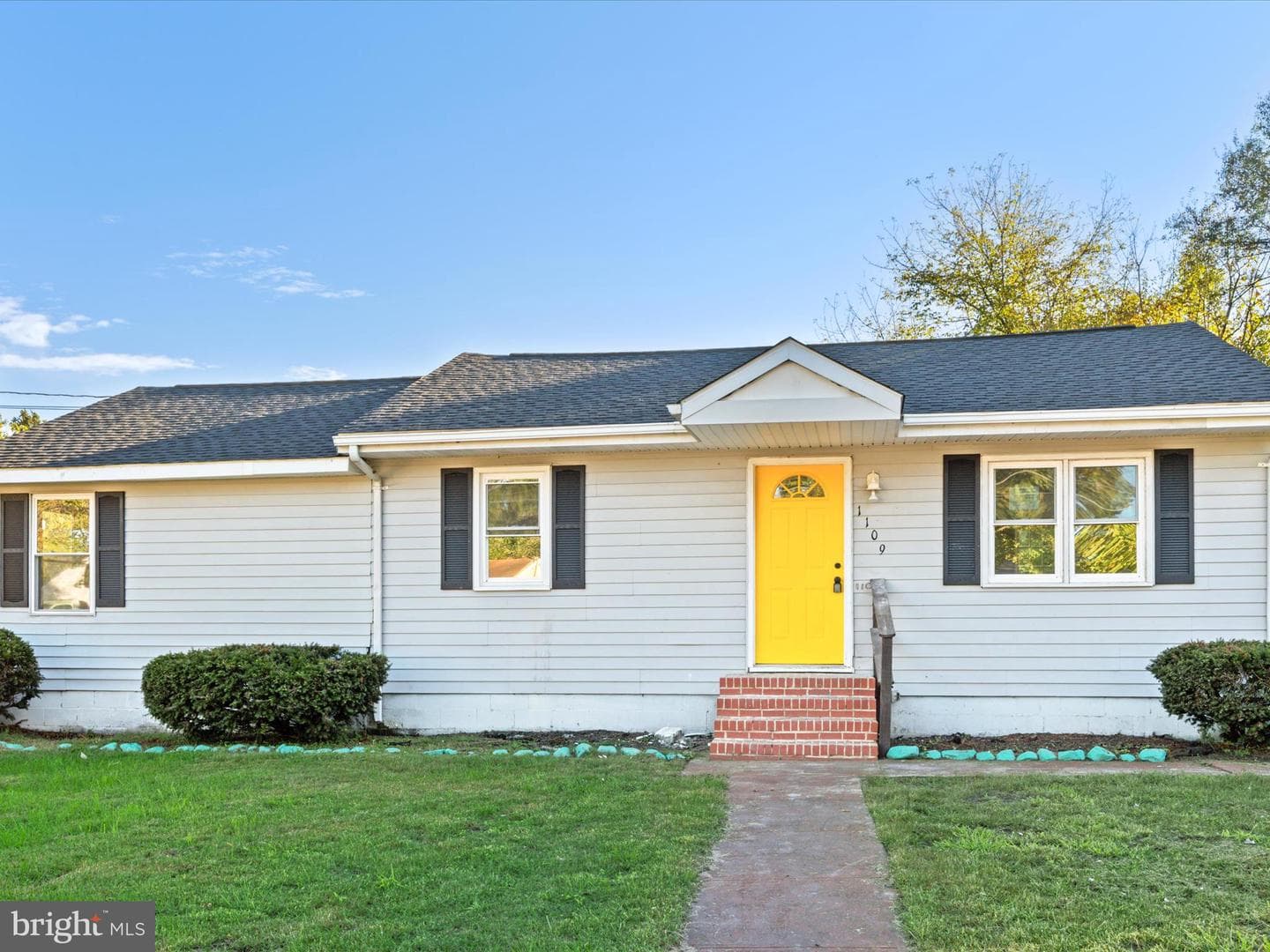 1109 Shawnee Avenue photo 1