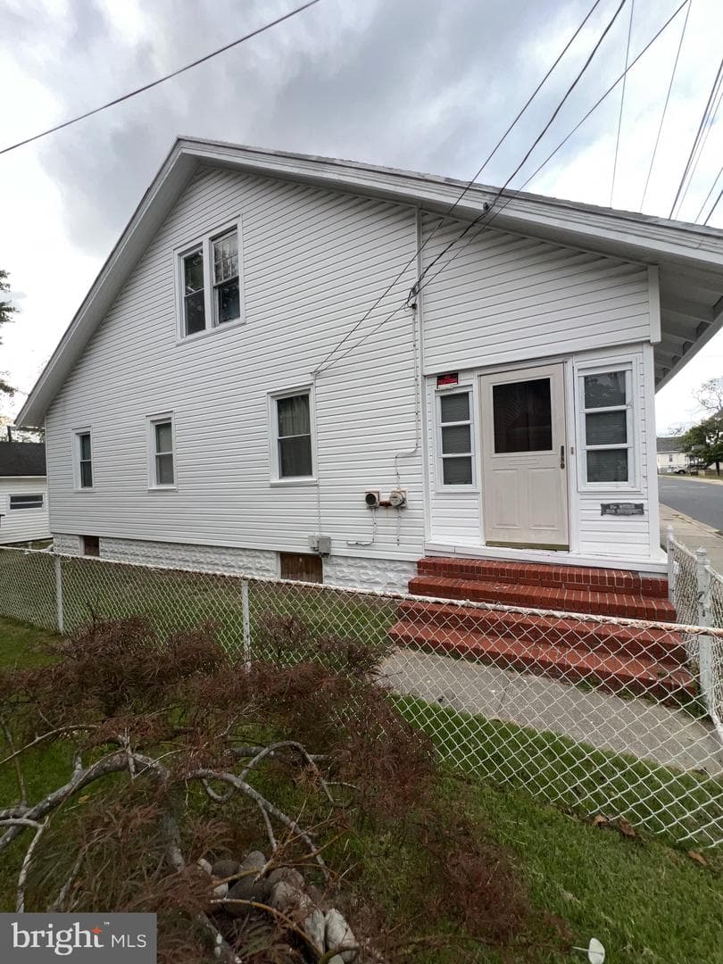322 Naylor Street photo 1