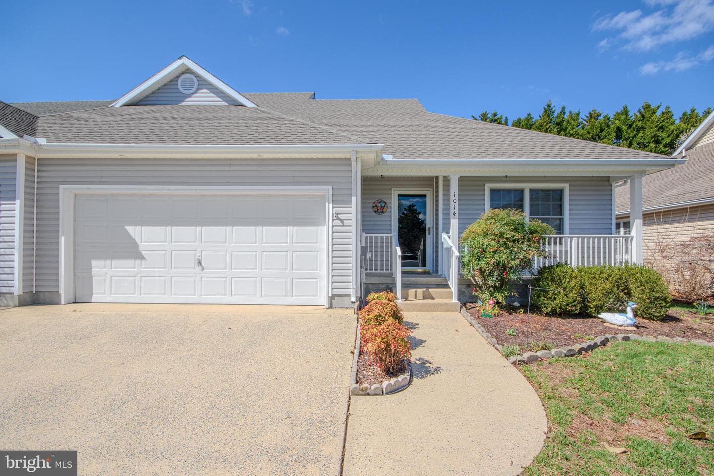1014 Caravan Way photo 1