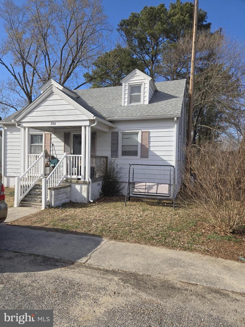 704 4th Street photo 1