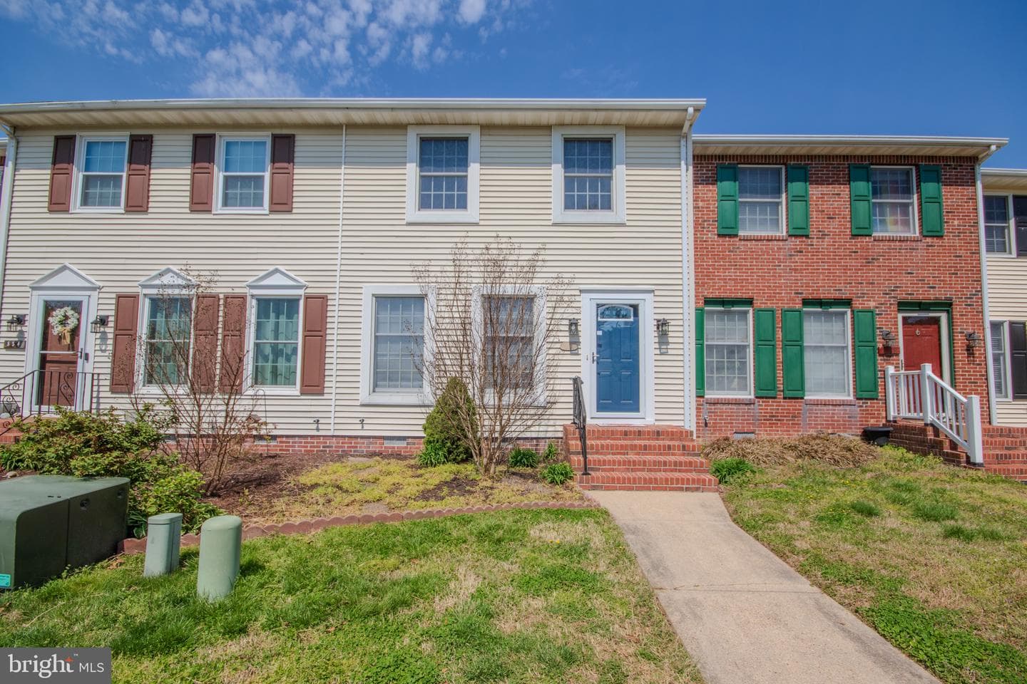 856 Beaglin Park Drive photo 1