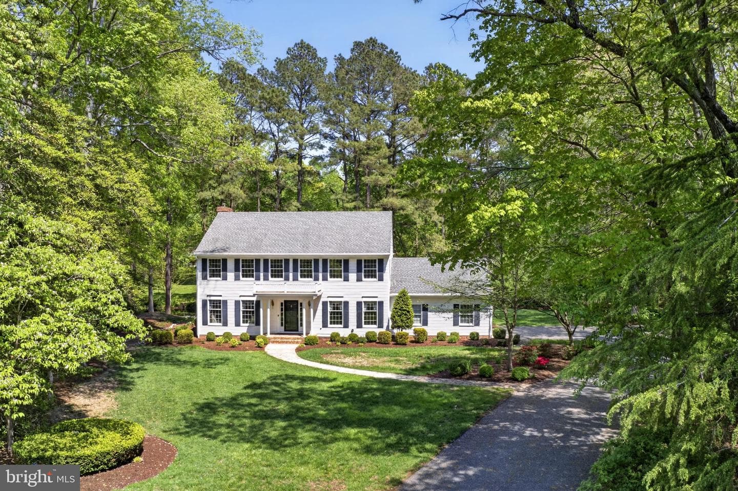 4085 Grosse Point Drive